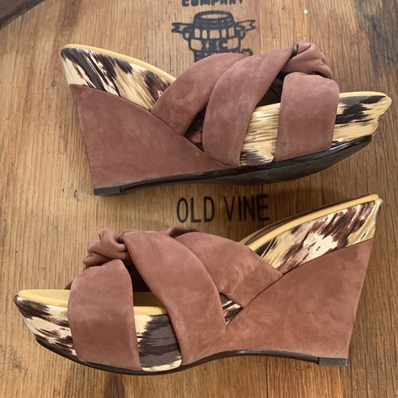 Via Spiga | Brown Suede Slip On Platform Heels 6.5 - Picture 3 of 17